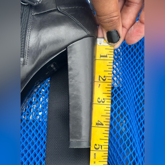 Stella Luna — Italian Leather Platform Pumps - Picture 10 of 10